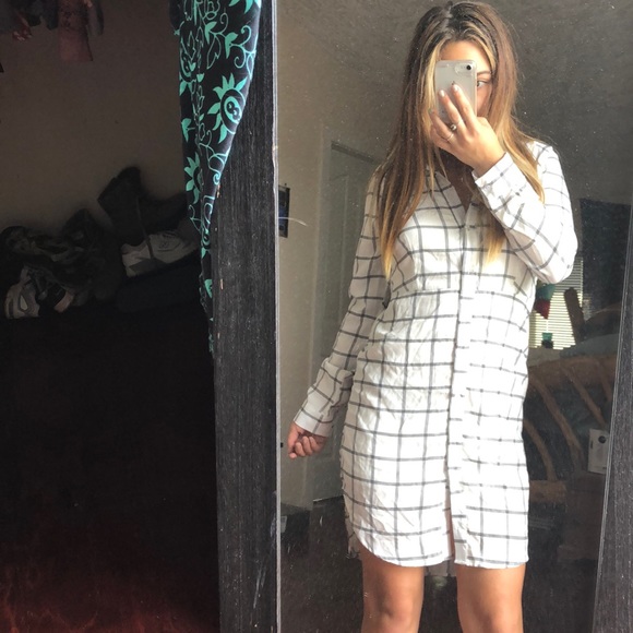 Plaid Dress •••4 for $50••• - Picture 1 of 3